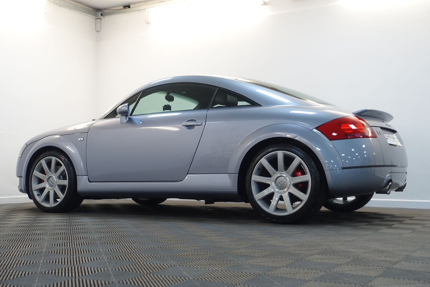 Used Audi TT 2002 for sale - 77102688: Photo 84