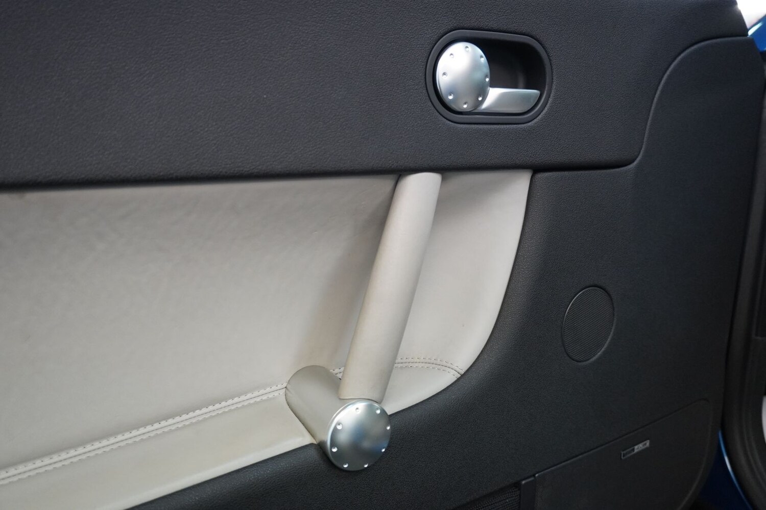 Used Audi TT 2003 for sale - 78206836: Photo 28