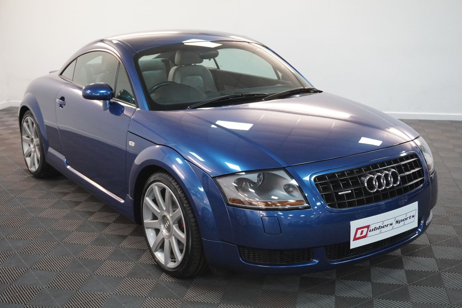 Used Audi TT 2003 for sale - 78206836: Photo 40