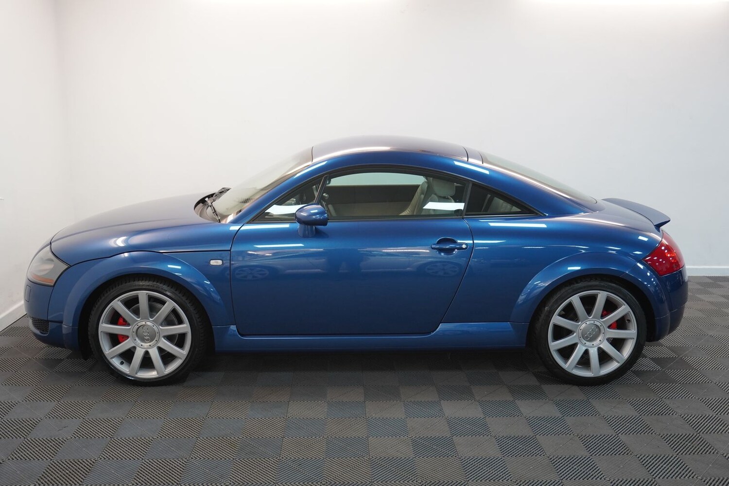 Used Audi TT 2003 for sale - 78206836: Photo 78