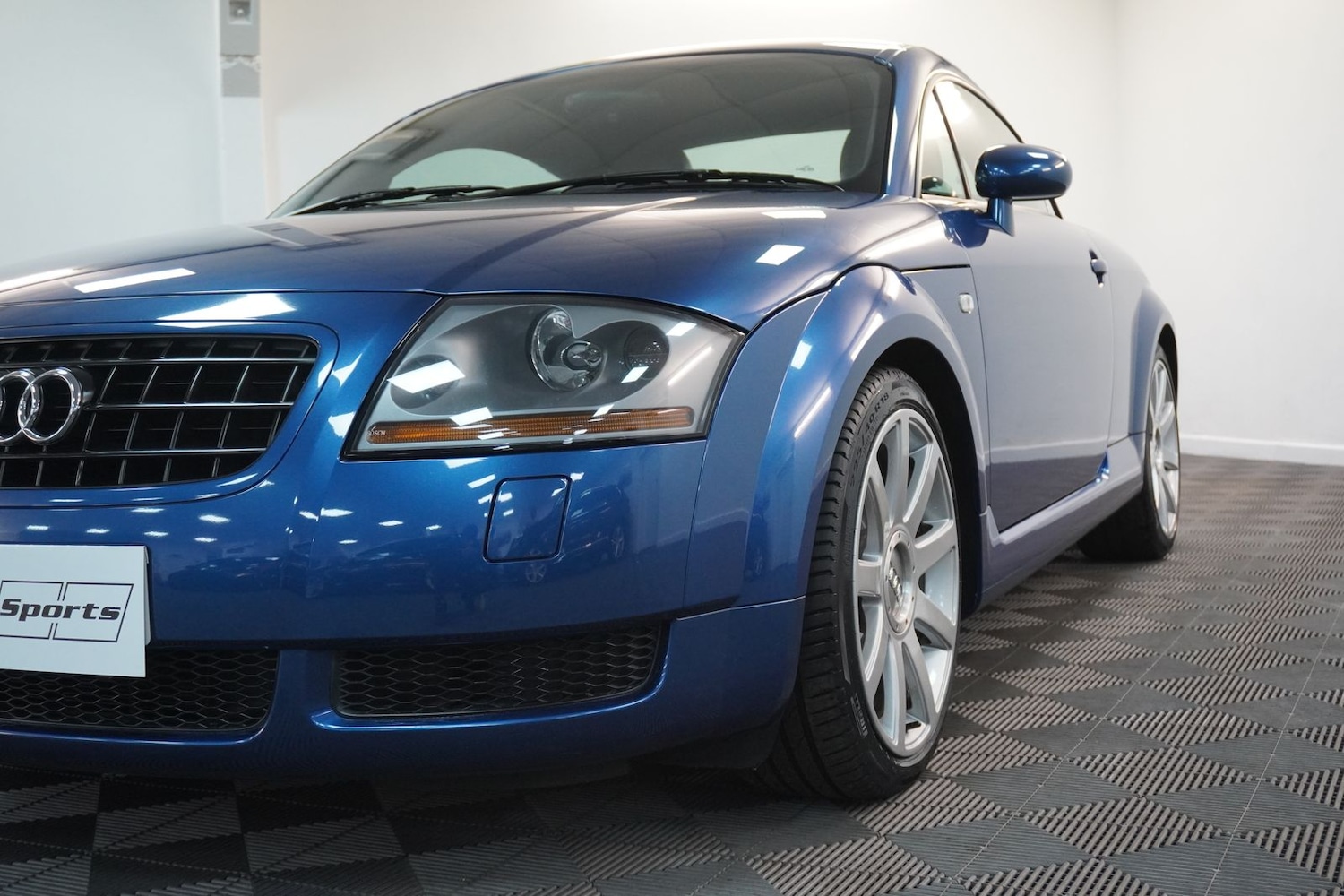 Used Audi TT 2003 for sale - 78206836: Photo 9