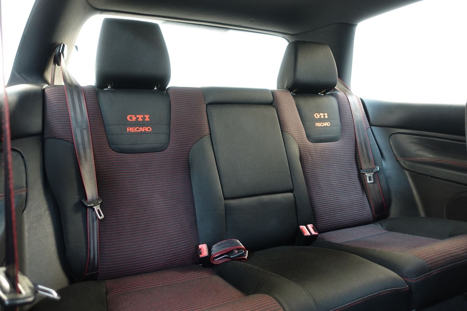 Used Volkswagen Golf 2002 for sale - 76731671: Photo 35