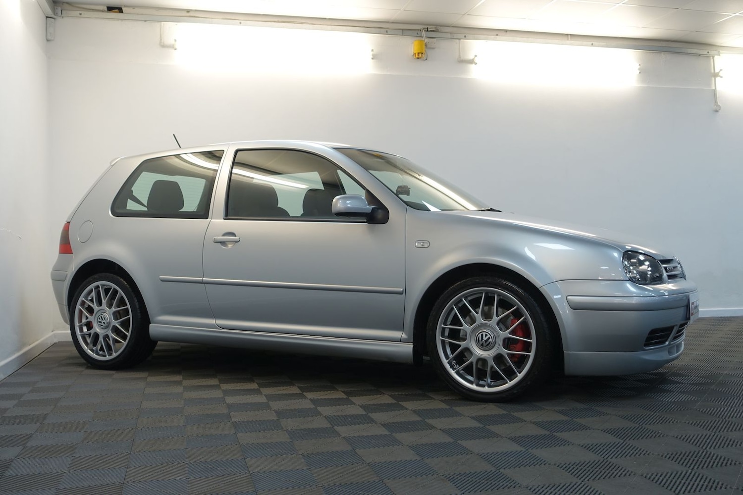 Used Volkswagen Golf 2002 for sale - 76731671: Photo 77
