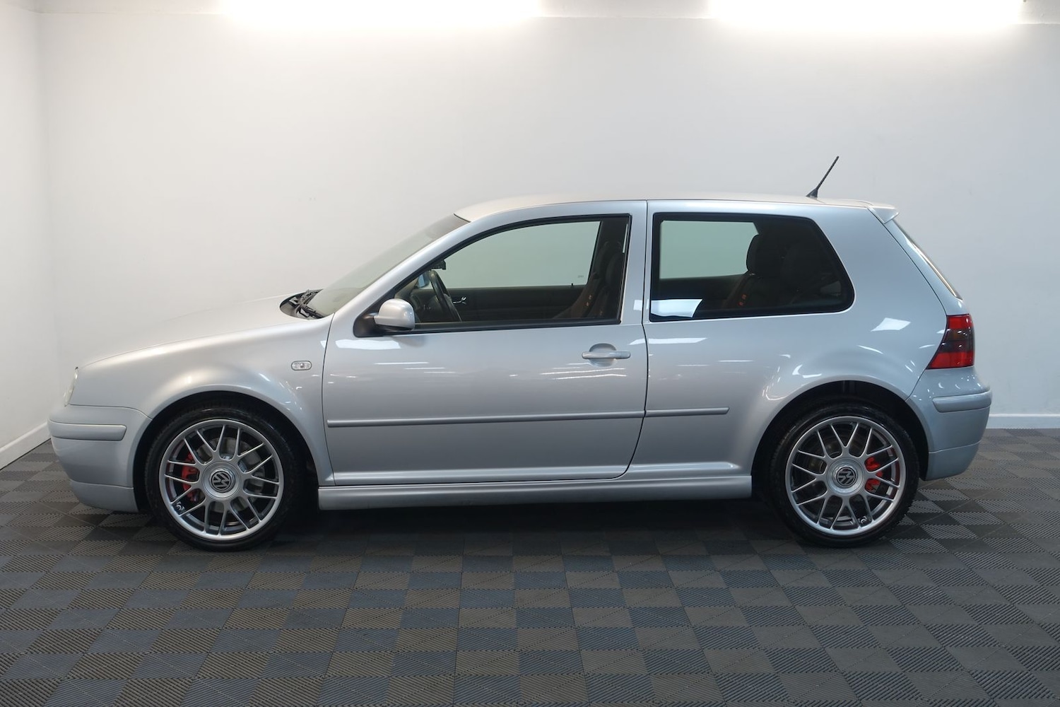 Used Volkswagen Golf 2002 for sale - 76731671: Photo 82