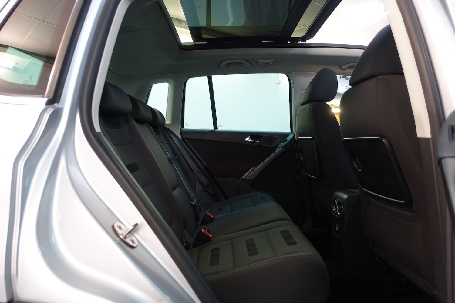 Used Volkswagen Tiguan 2008 for sale - 76731677: Photo 17