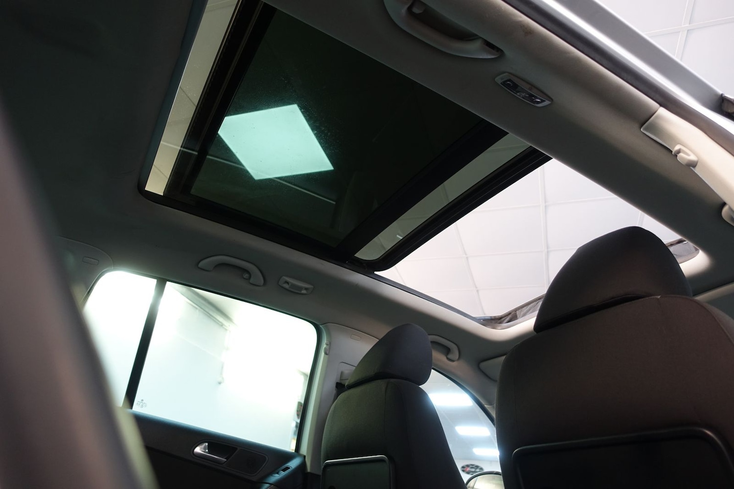 Used Volkswagen Tiguan 2008 for sale - 76731677: Photo 18