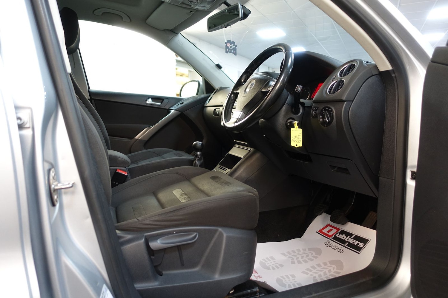 Used Volkswagen Tiguan 2008 for sale - 76731677: Photo 20