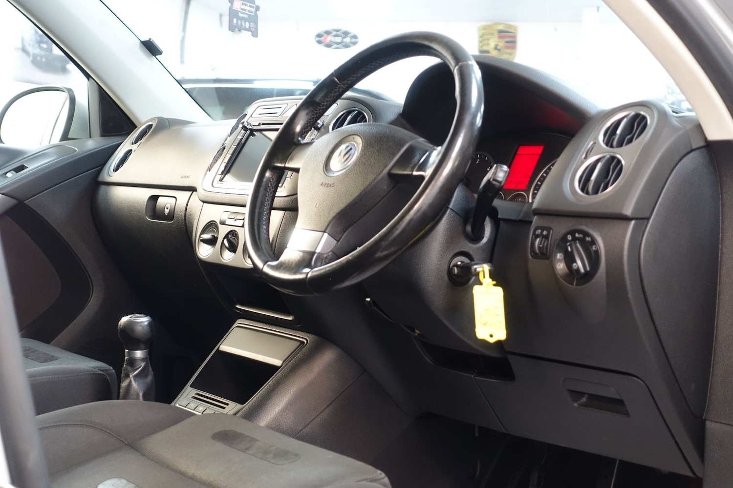 Used Volkswagen Tiguan 2008 for sale - 76731677: Photo 21