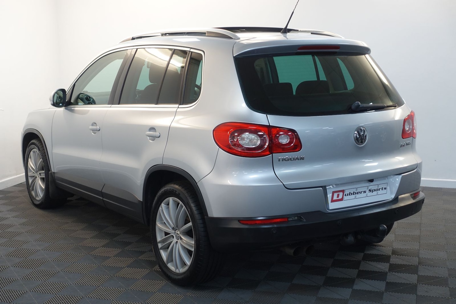 Used Volkswagen Tiguan 2008 for sale - 76731677: Photo 3