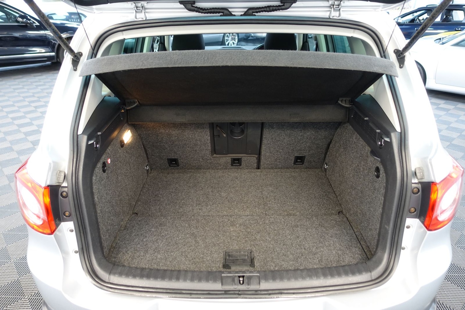 Used Volkswagen Tiguan 2008 for sale - 76731677: Photo 34