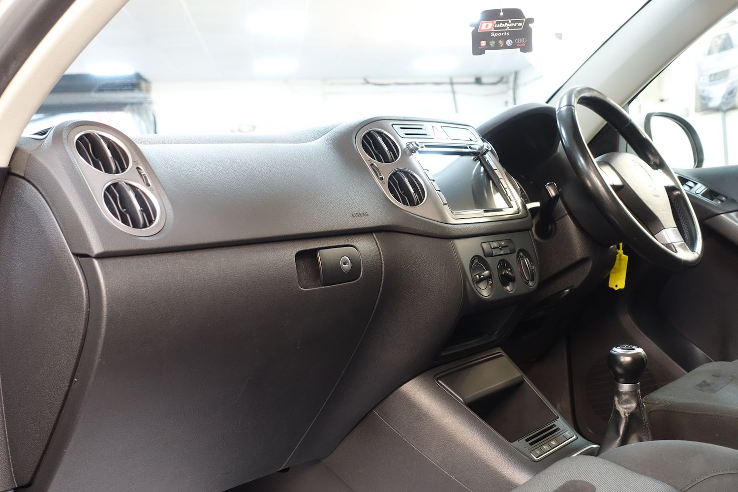 Used Volkswagen Tiguan 2008 for sale - 76731677: Photo 36