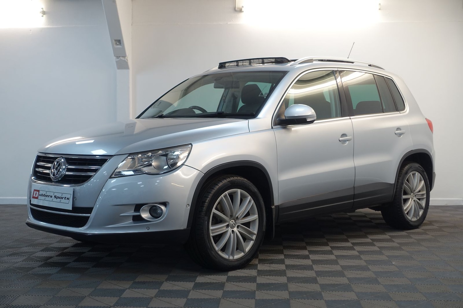 Used Volkswagen Tiguan 2008 for sale - 76731677: Photo 47