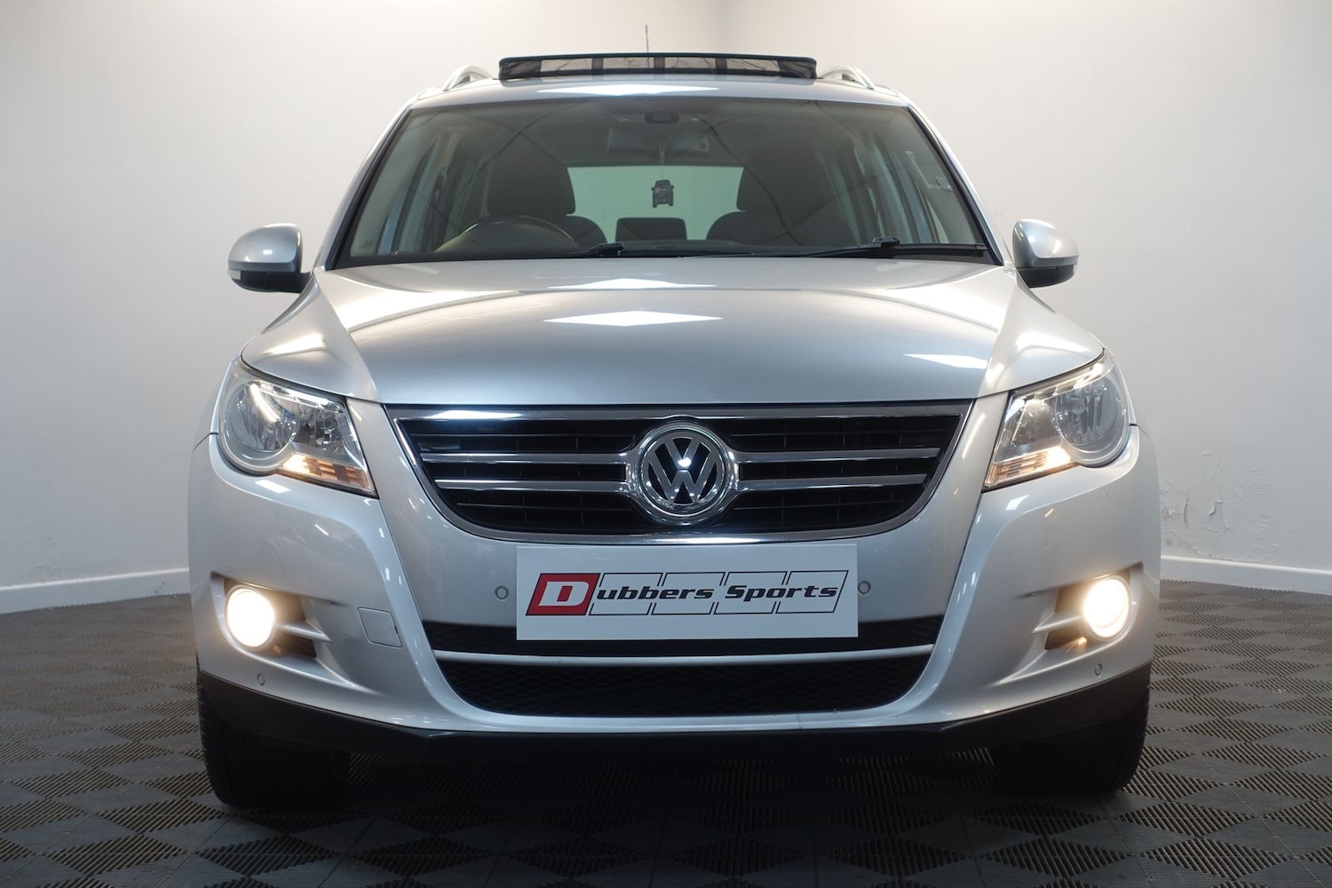 Used Volkswagen Tiguan 2008 for sale - 76731677: Photo 56