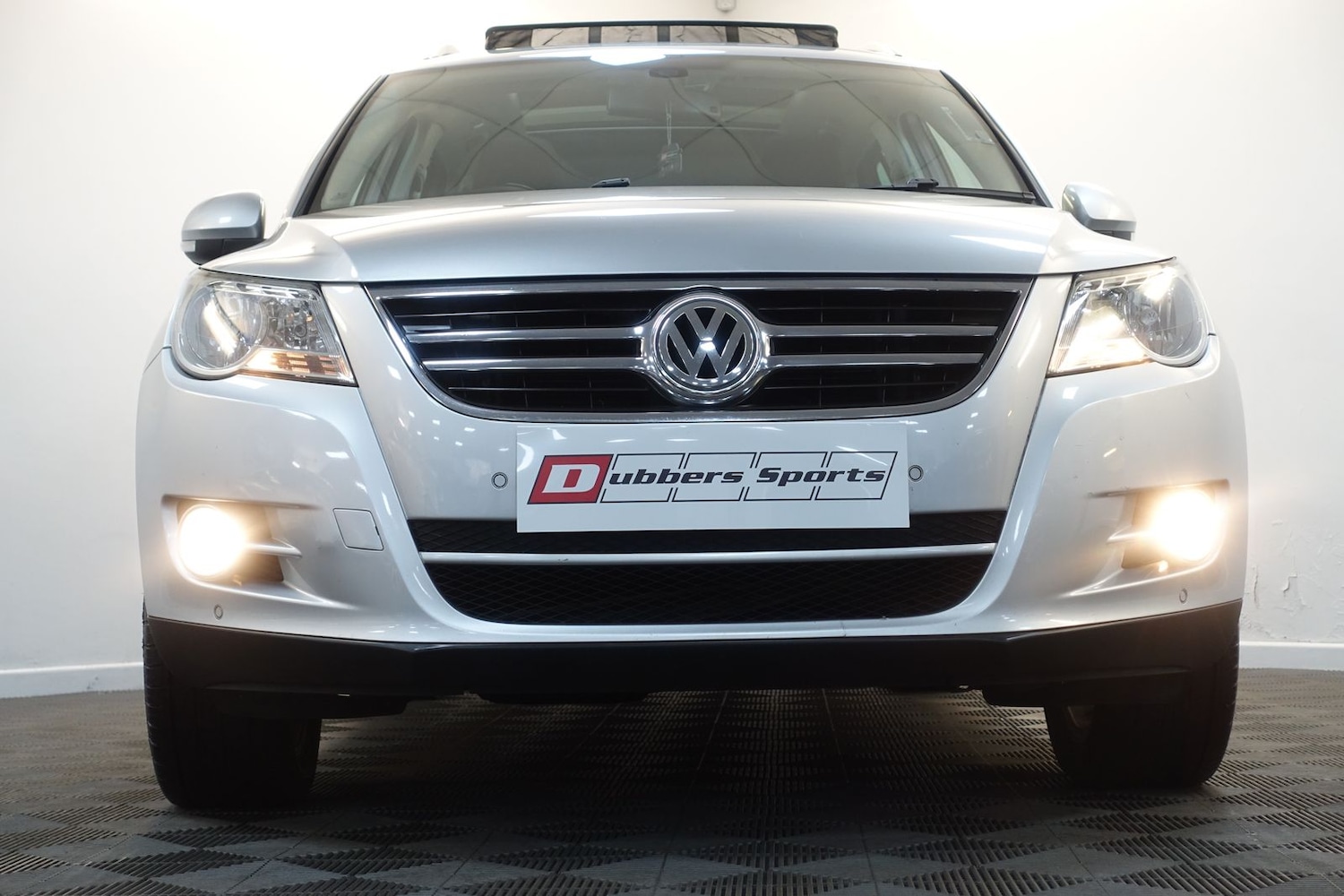 Used Volkswagen Tiguan 2008 for sale - 76731677: Photo 57