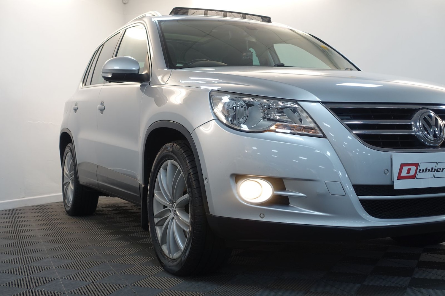 Used Volkswagen Tiguan 2008 for sale - 76731677: Photo 59