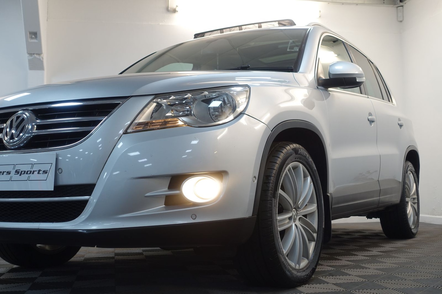 Used Volkswagen Tiguan 2008 for sale - 76731677: Photo 61