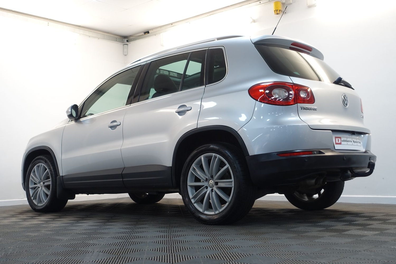 Used Volkswagen Tiguan 2008 for sale - 76731677: Photo 77