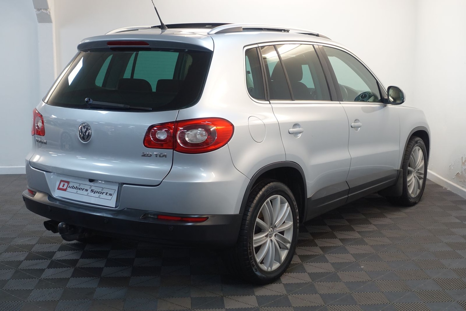 Used Volkswagen Tiguan 2008 for sale - 76731677: Photo 80