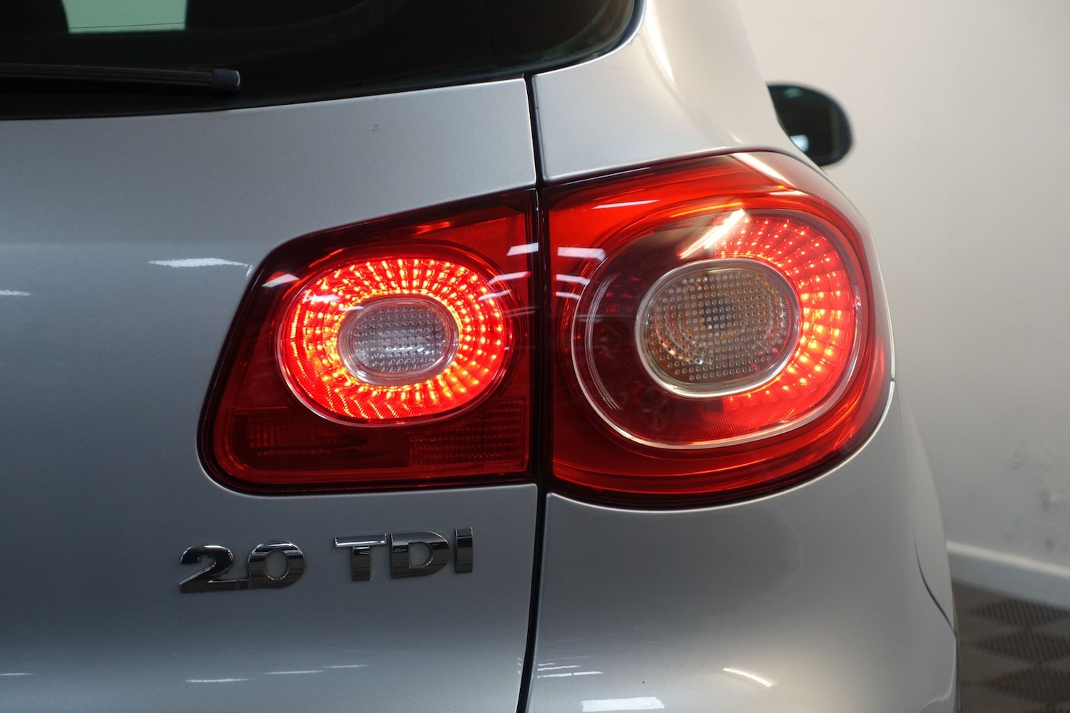 Used Volkswagen Tiguan 2008 for sale - 76731677: Photo 95