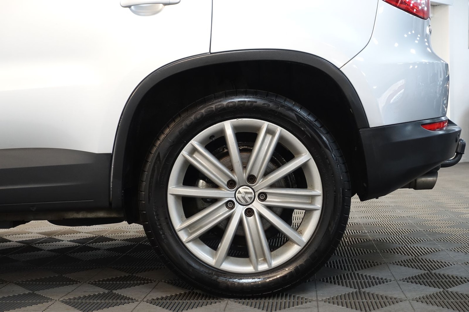 Used Volkswagen Tiguan 2008 for sale - 76731677: Photo 97