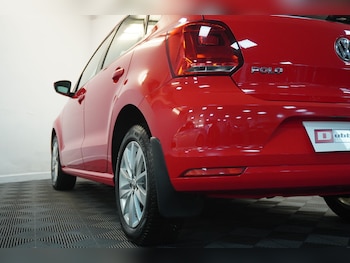 Used Volkswagen Polo 2015 for sale - 78022642: Photo