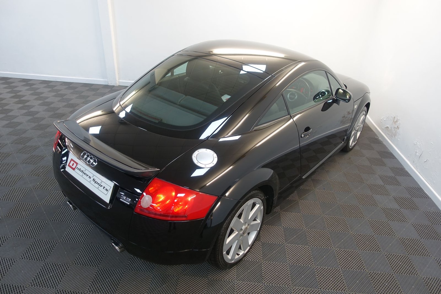 Used Audi TT 2004 for sale - 75891837: Photo 100
