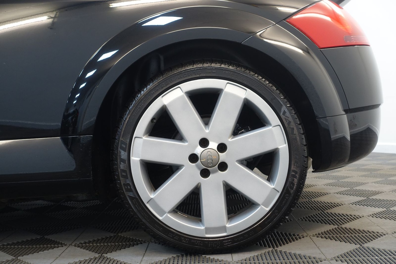 Used Audi TT 2004 for sale - 75891837: Photo 44