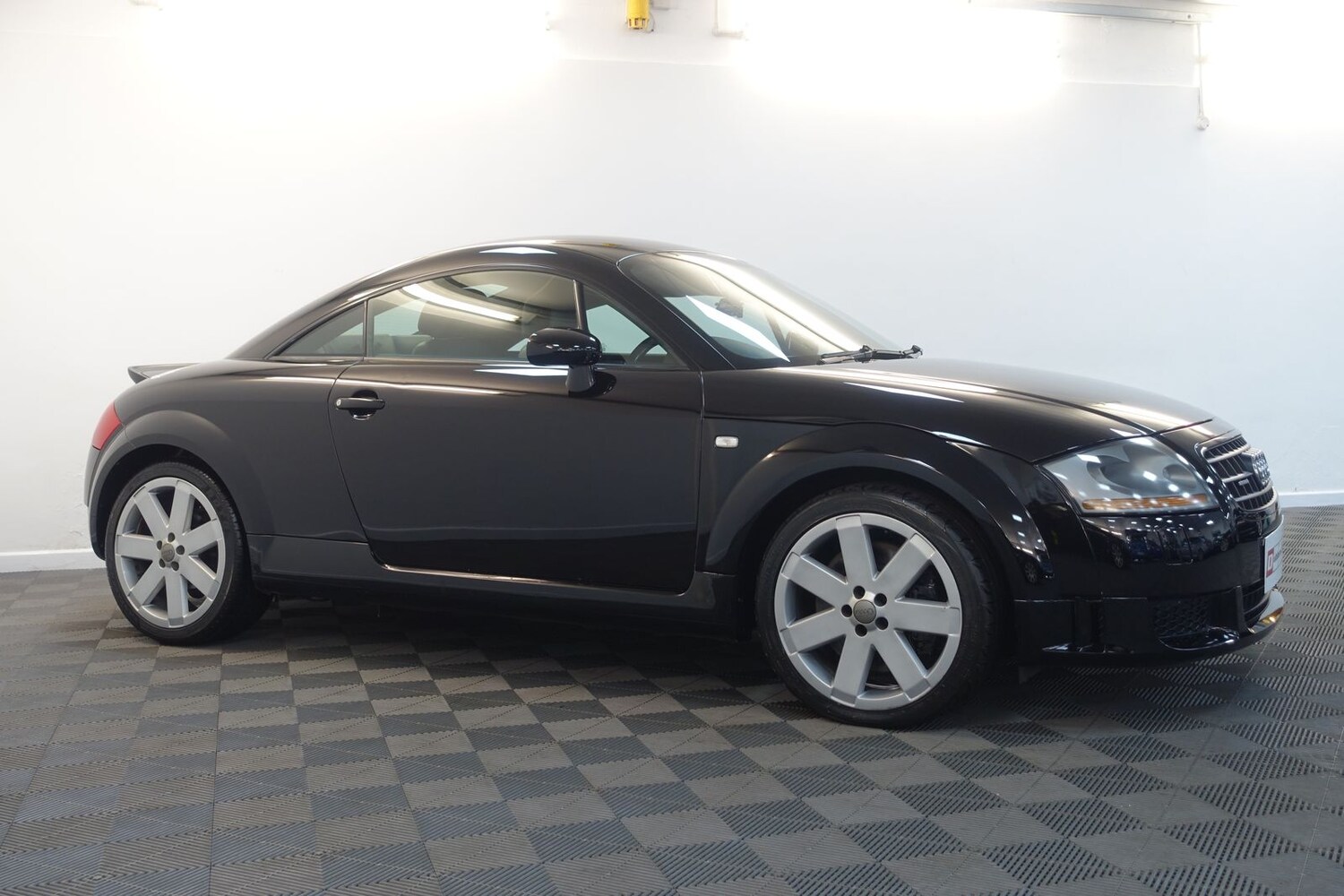 Used Audi TT 2004 for sale - 75891837: Photo 78