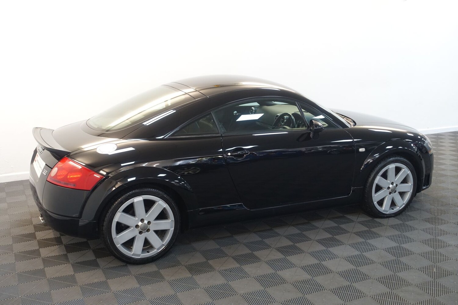 Used Audi TT 2004 for sale - 75891837: Photo 84