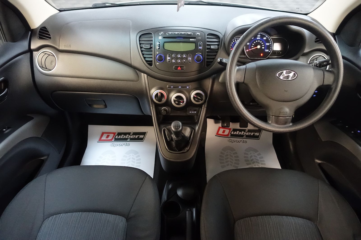 Used Hyundai i10 2012 for sale - 76338684: Photo 18