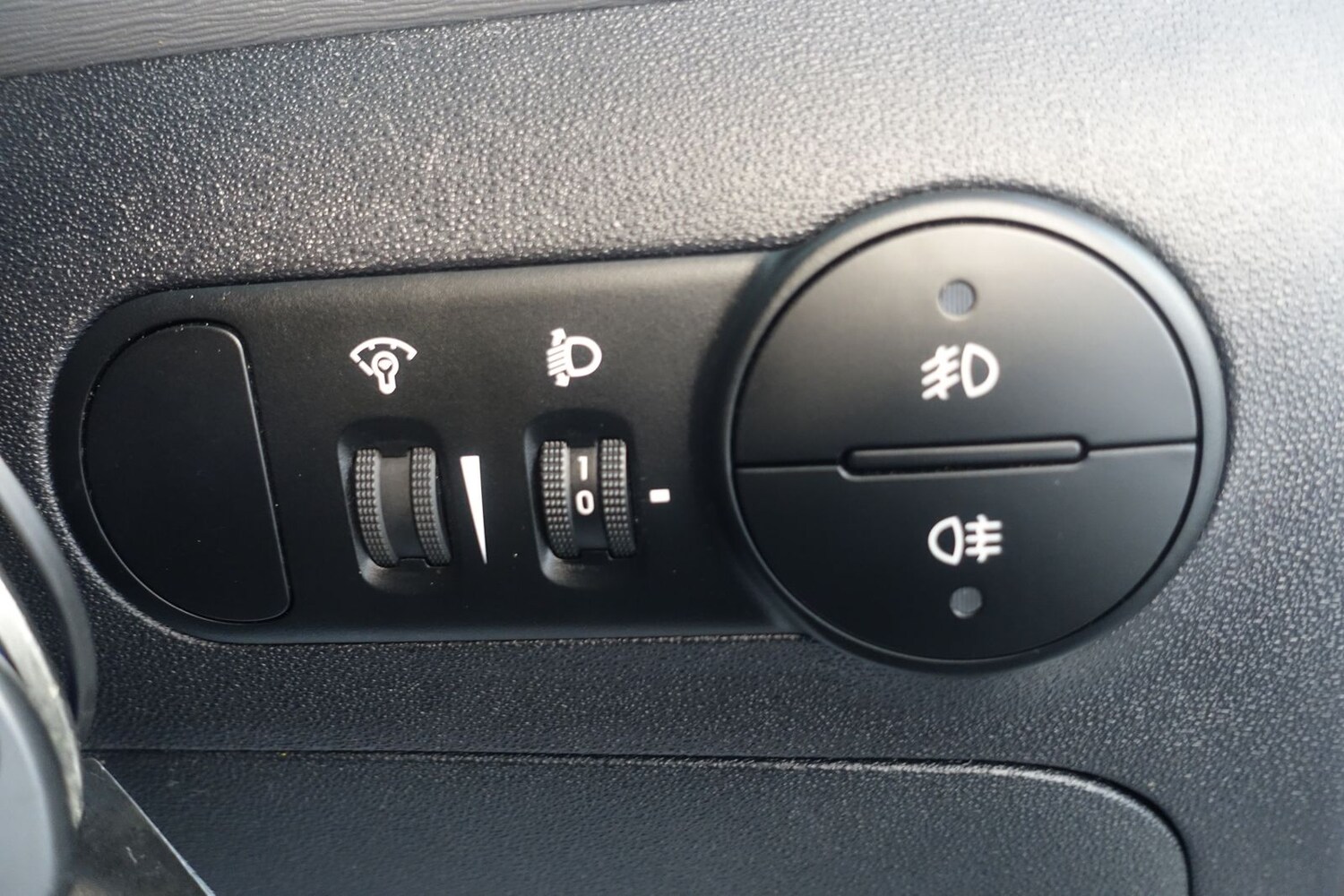 Used Hyundai i10 2012 for sale - 76338684: Photo 46