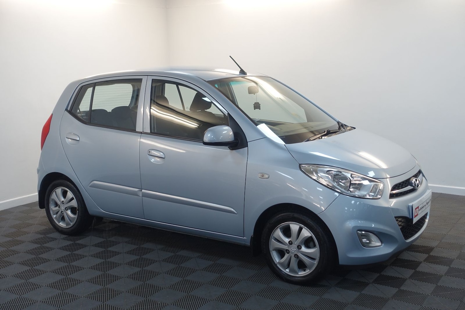 Used Hyundai i10 2012 for sale - 76338684: Photo 7