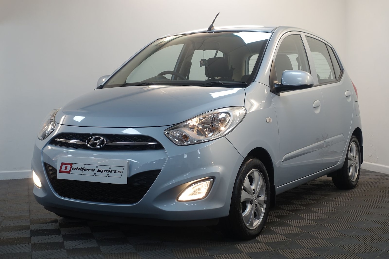 Used Hyundai i10 2012 for sale - 76338684: Photo 81