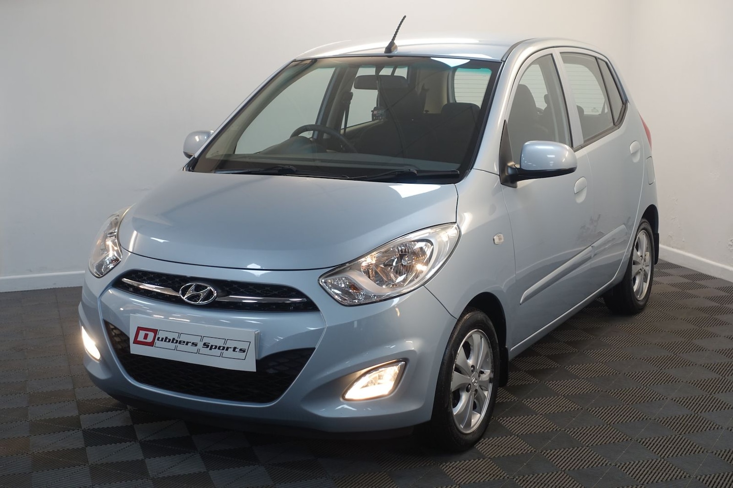 Used Hyundai i10 2012 for sale - 76338684: Photo 9
