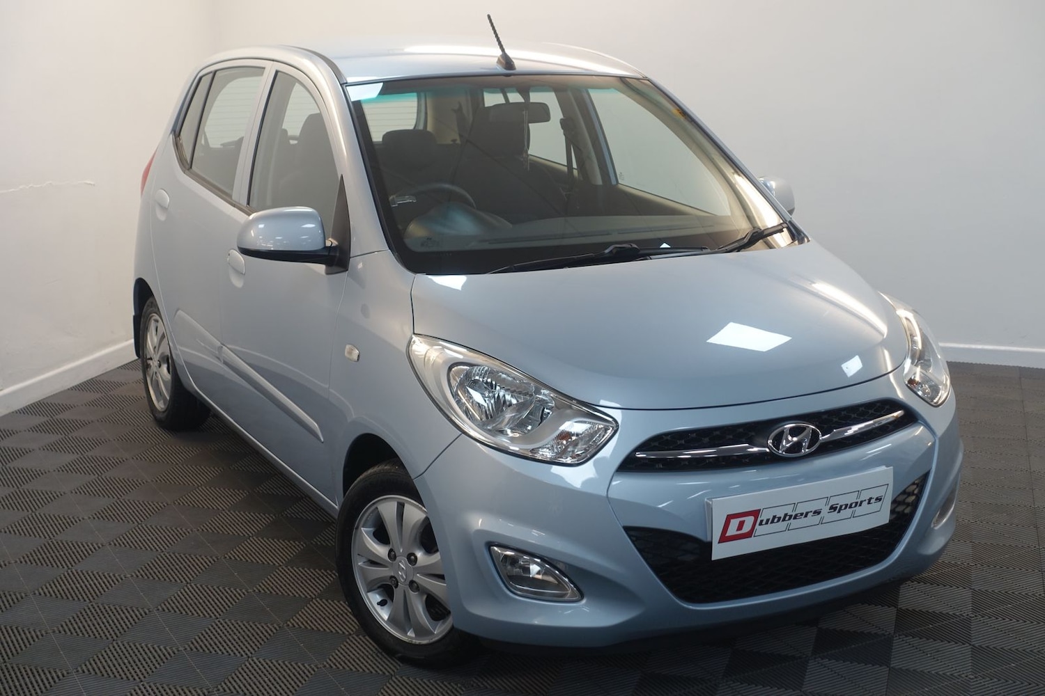 Used Hyundai i10 2012 for sale - 76338684: Photo 90
