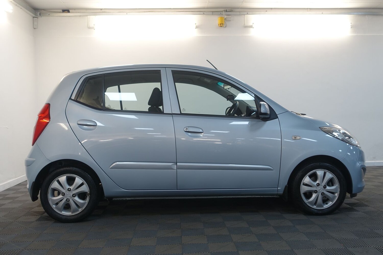 Used Hyundai i10 2012 for sale - 76338684: Photo 92
