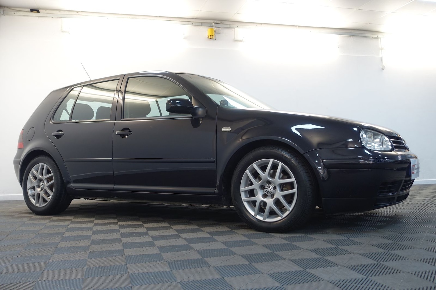 Used Volkswagen Golf 2003 for sale - 76614280: Photo 12