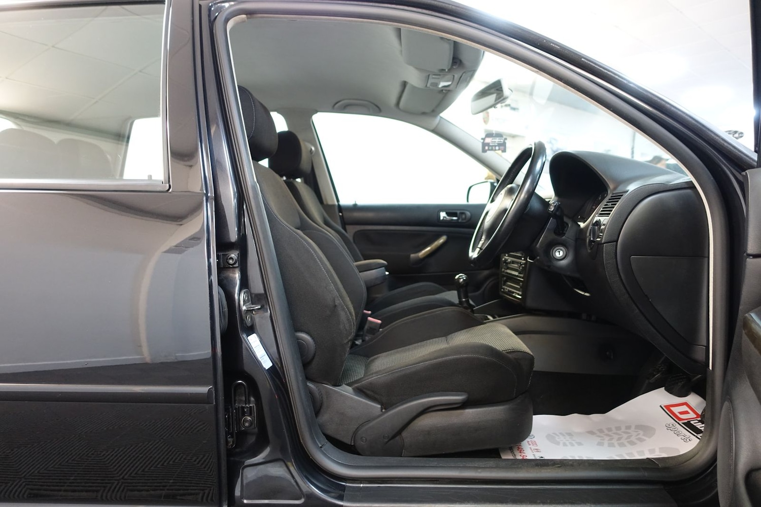 Used Volkswagen Golf 2003 for sale - 76614280: Photo 13