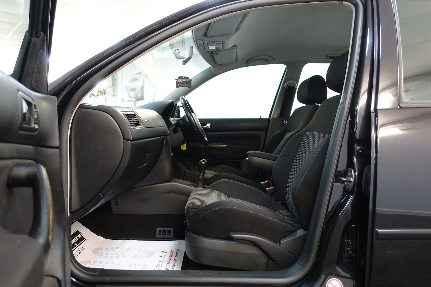 Used Volkswagen Golf 2003 for sale - 76614280: Photo 14