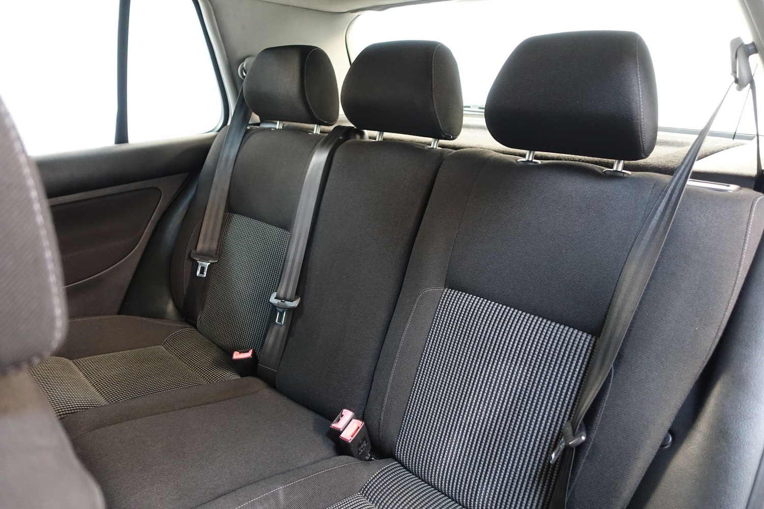 Used Volkswagen Golf 2003 for sale - 76614280: Photo 17