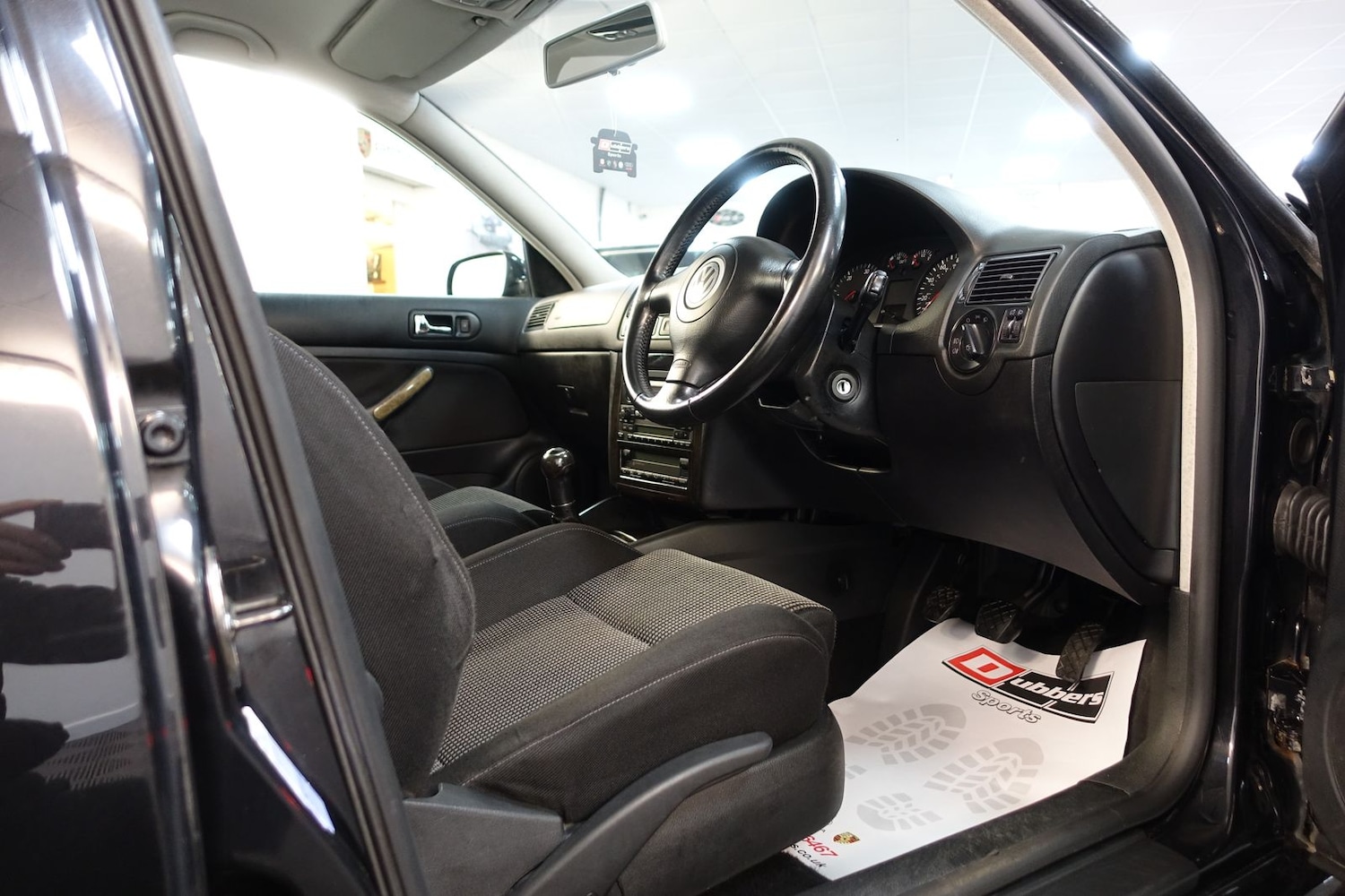 Used Volkswagen Golf 2003 for sale - 76614280: Photo 32