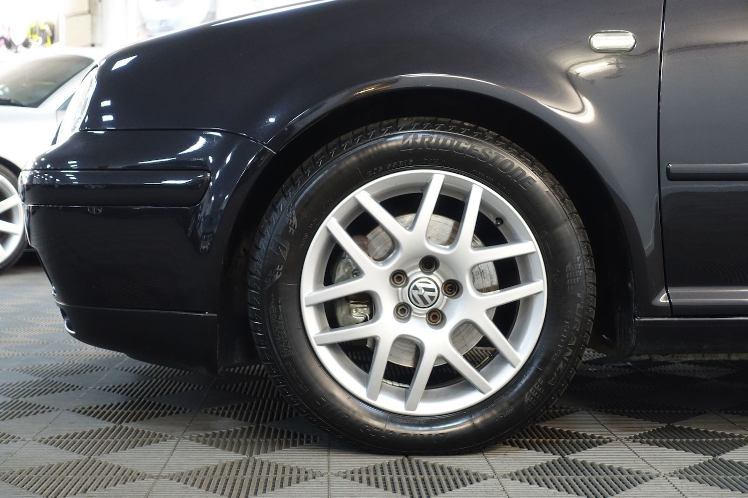 Used Volkswagen Golf 2003 for sale - 76614280: Photo 45