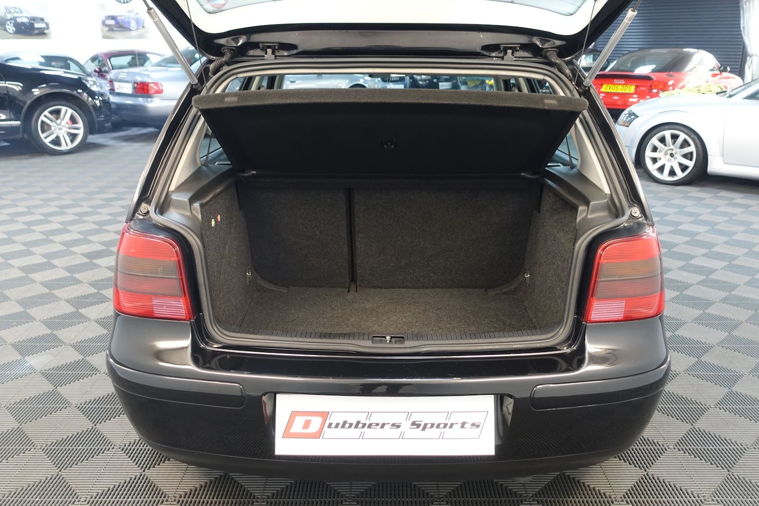 Used Volkswagen Golf 2003 for sale - 76614280: Photo 51