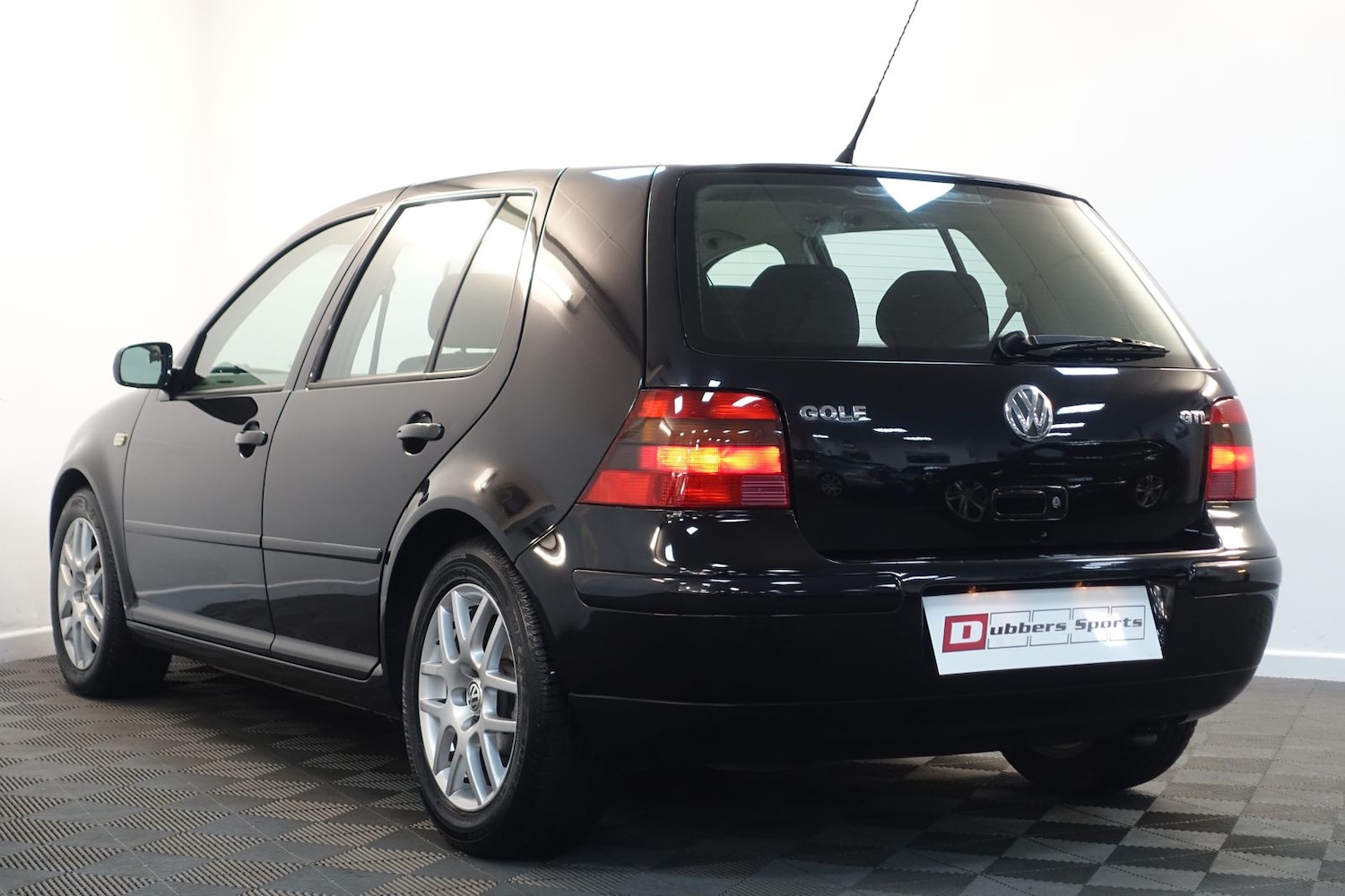 Used Volkswagen Golf 2003 for sale - 76614280: Photo 8