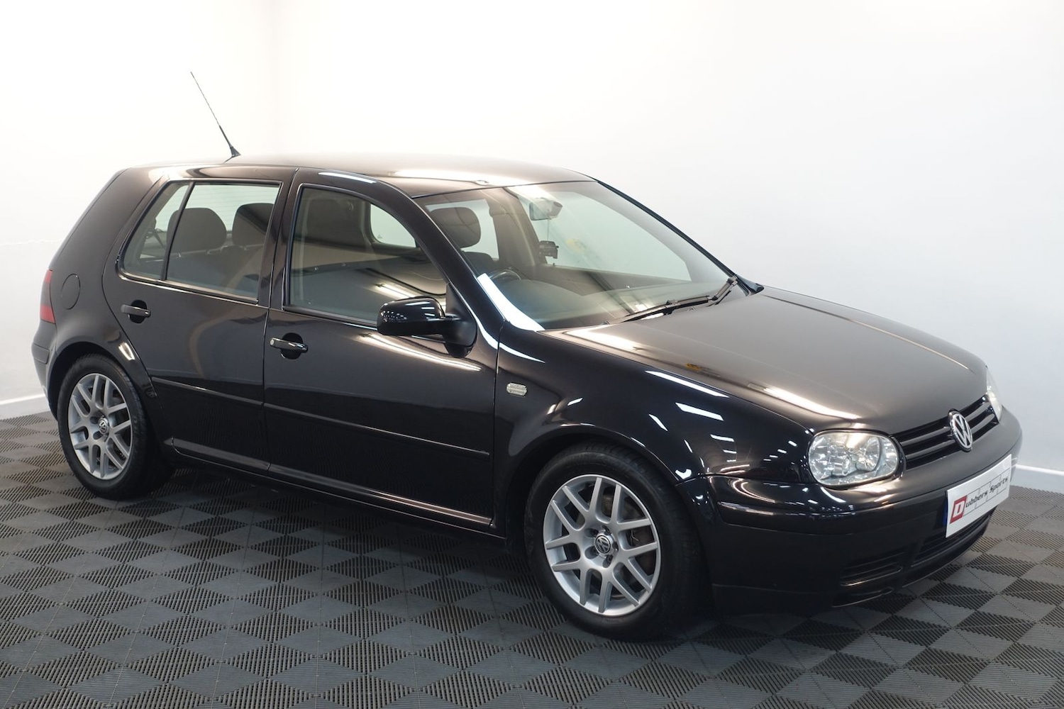 Used Volkswagen Golf 2003 for sale - 76614280: Photo 82