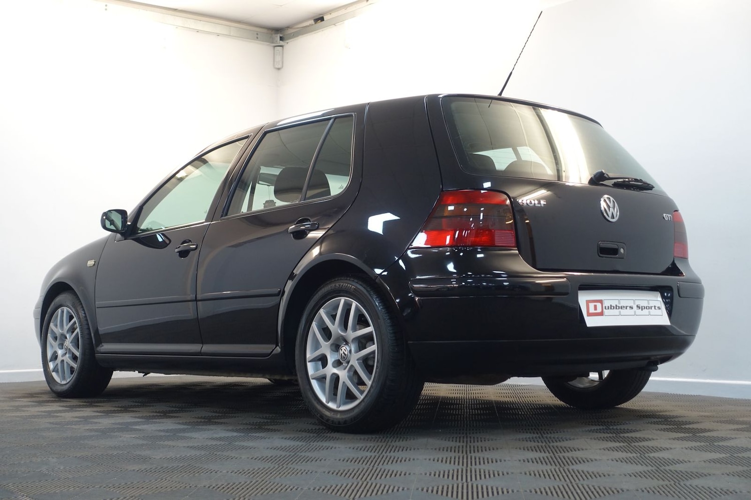 Used Volkswagen Golf 2003 for sale - 76614280: Photo 85