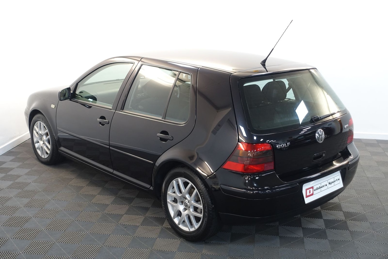 Used Volkswagen Golf 2003 for sale - 76614280: Photo 91