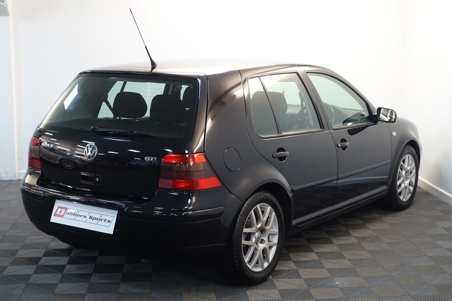 Used Volkswagen Golf 2003 for sale - 76614280: Photo 92