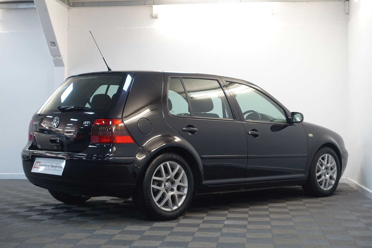 Used Volkswagen Golf 2003 for sale - 76614280: Photo 95