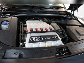 Used Audi TT 2004 for sale - 76539730: Photo